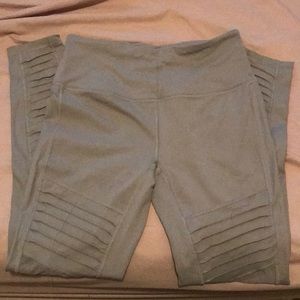 Victoria Secret Spirt Legging